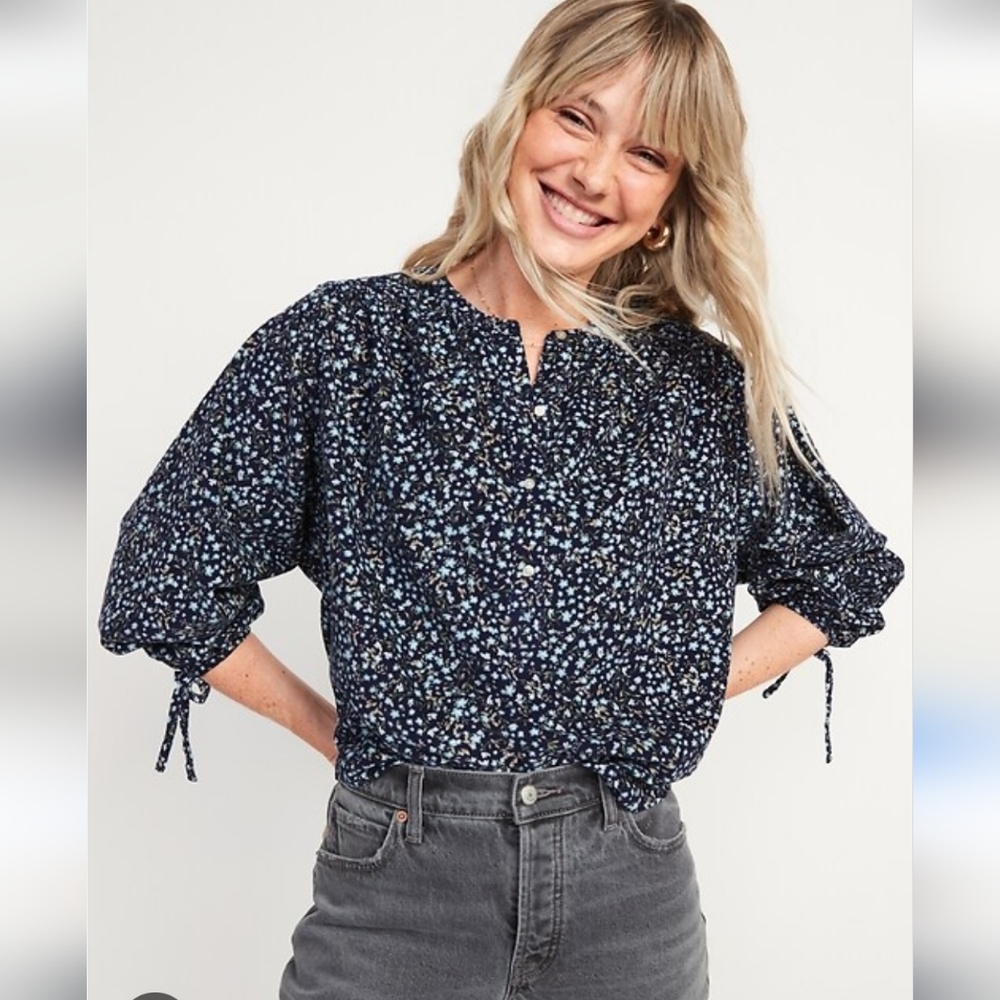 Old Navy Oversized Ditzy Floral Corduroy Shirt Size XS